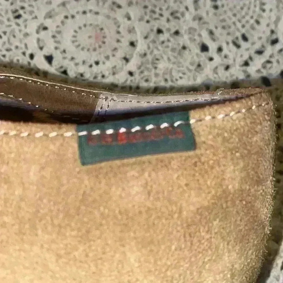 GH Bass tan suede oxfords - Picture 7 of 7